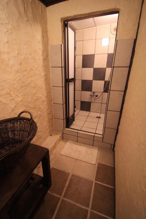 Taketomijima Guesthouse And Je Taime מראה חיצוני תמונה
